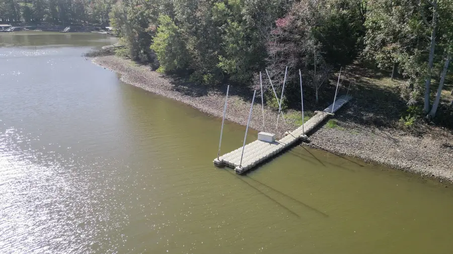 585 Lakeway Dr, Murray, KY 42071 - Image #3