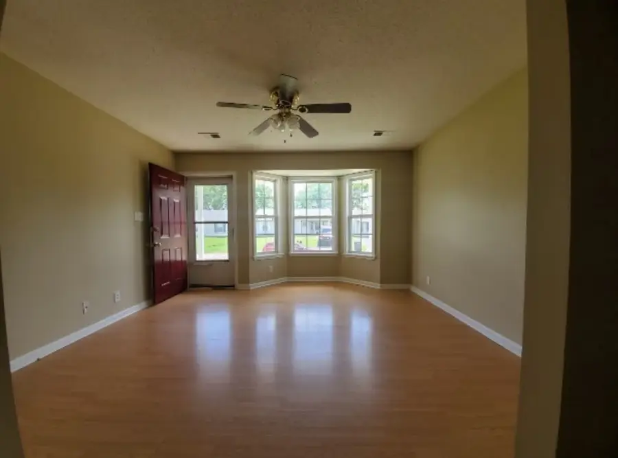 1058 Shadow Ridge Ave, Oak Grove, KY 42262 - Image #3