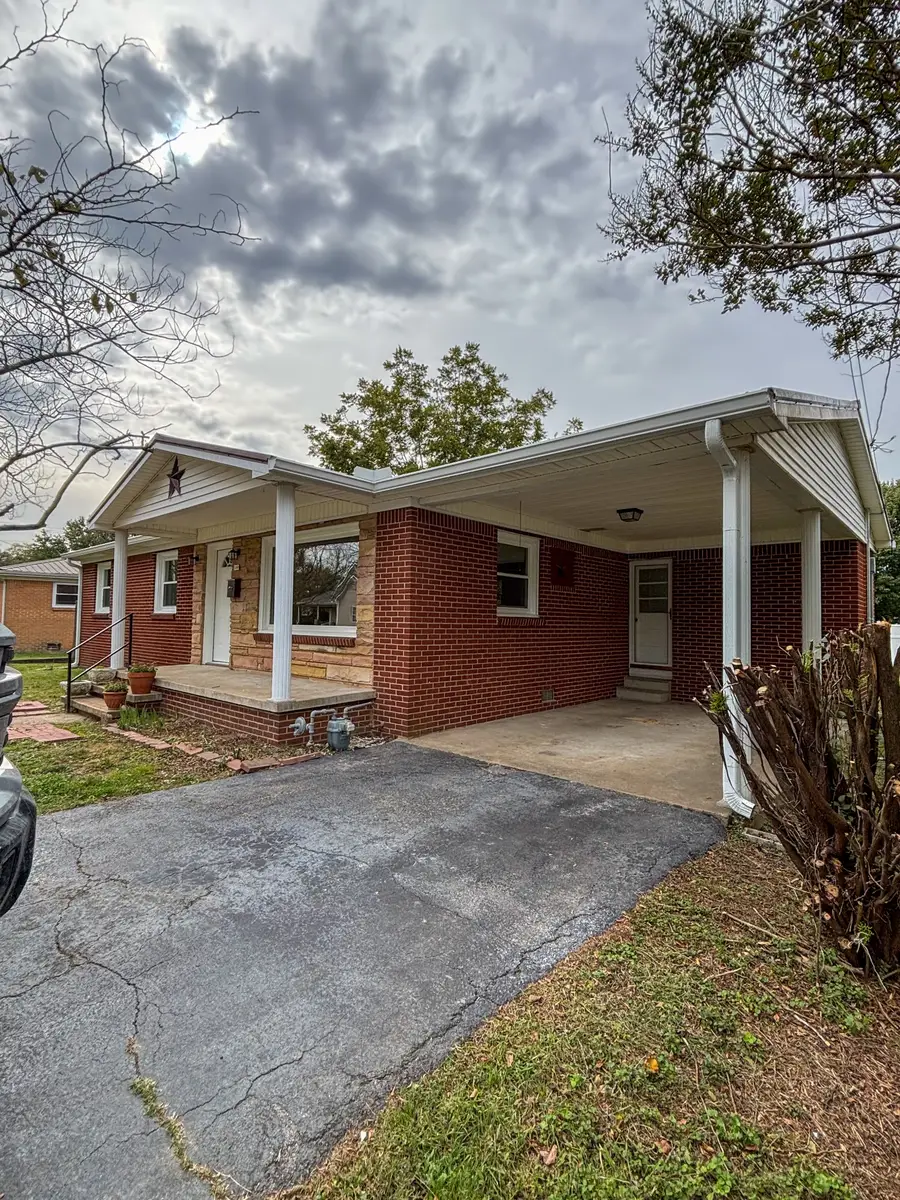 110 N Pine St, Hohenwald, TN 38462 - Image #3