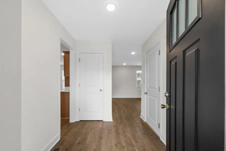 1248 Iris Glen Drive, Clarksville, TN 37042 - Image #2