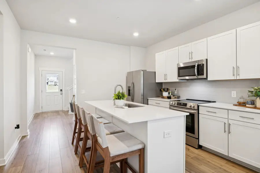 647 Birdie Dr, Spring Hill, TN 37174 - Image #3