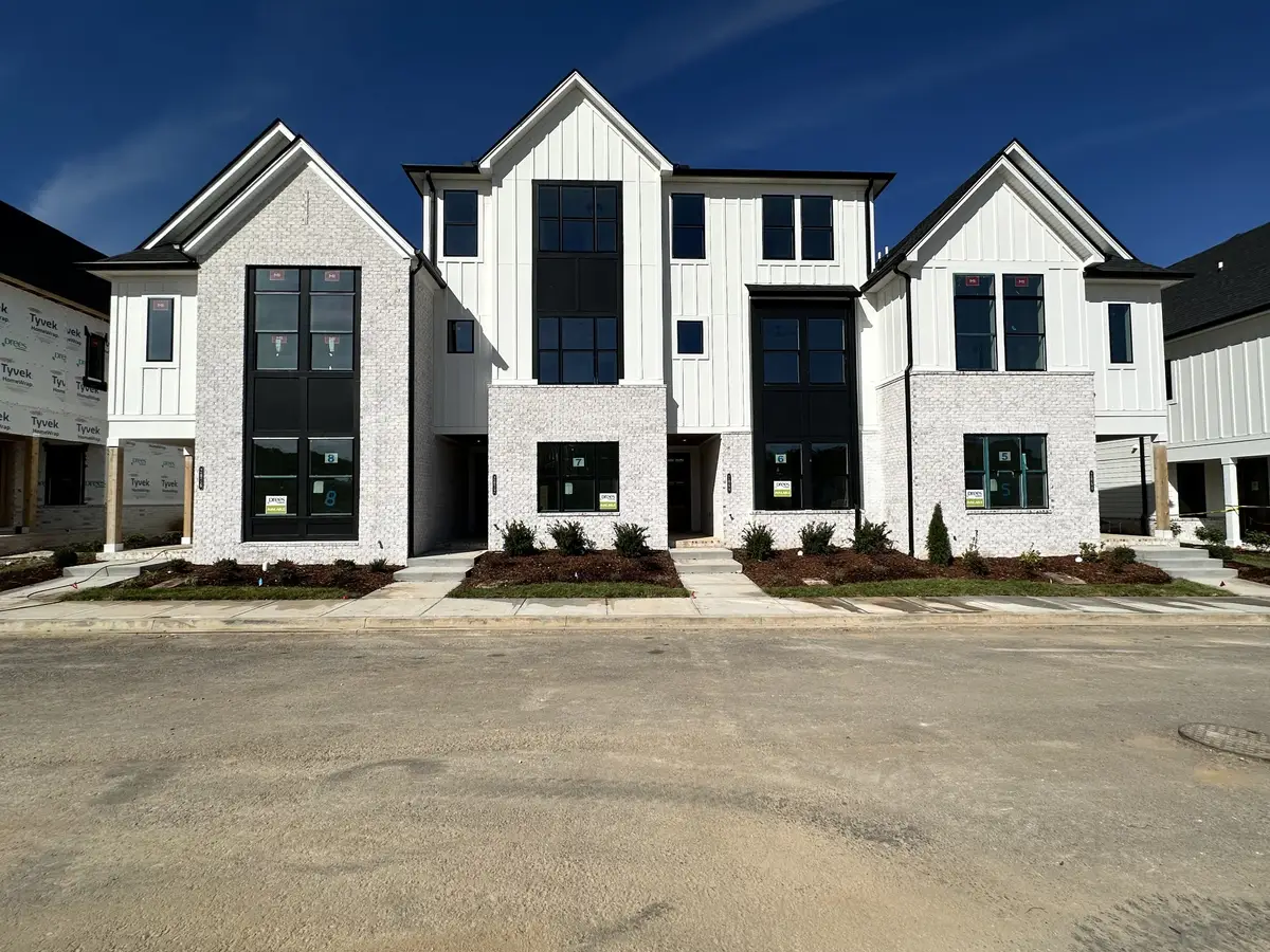 2068 Conductor Ln, Thompsons Station, TN 37179 - Image #1