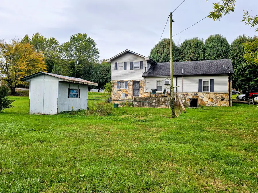 1565 Main St, Palmer, TN 37365 - Image #3