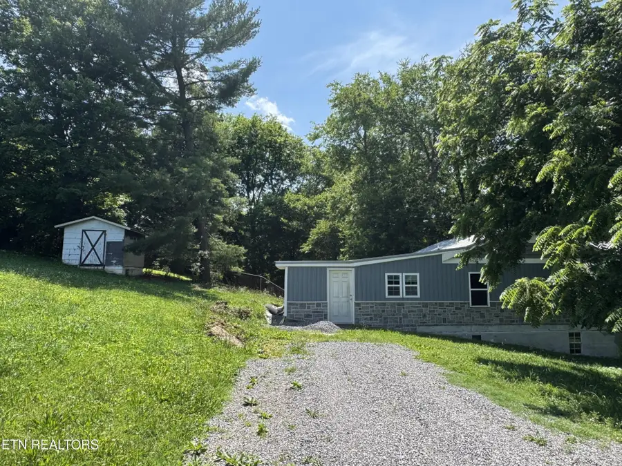 305 Augusta Ave, Maryville, TN 37804 - Image #3