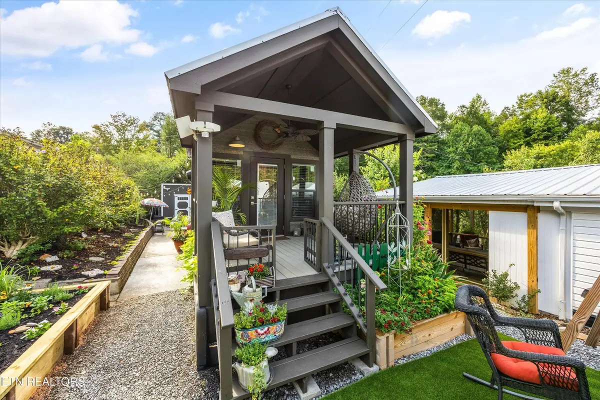 610 Whistling Swan St, Townsend, TN 37882 - Image #1