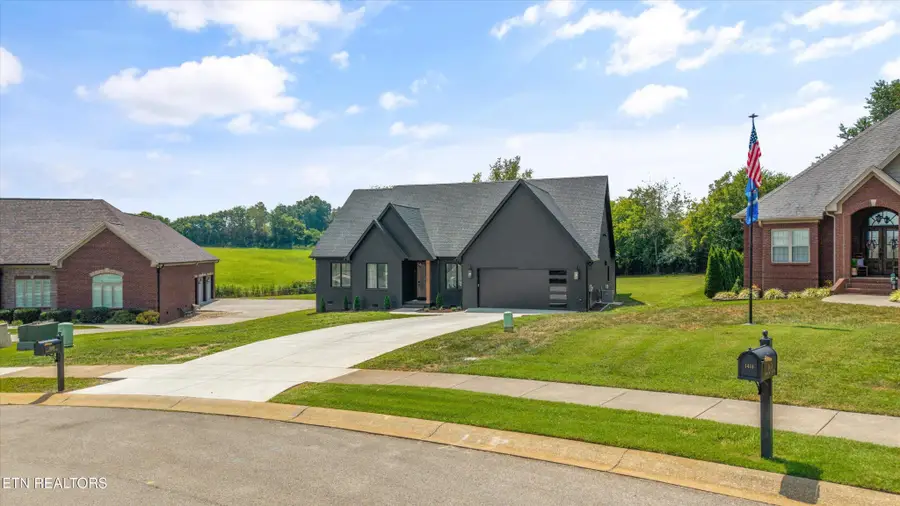 1418 Rippling Waters Circle, Sevierville, TN 37876 - Image #2