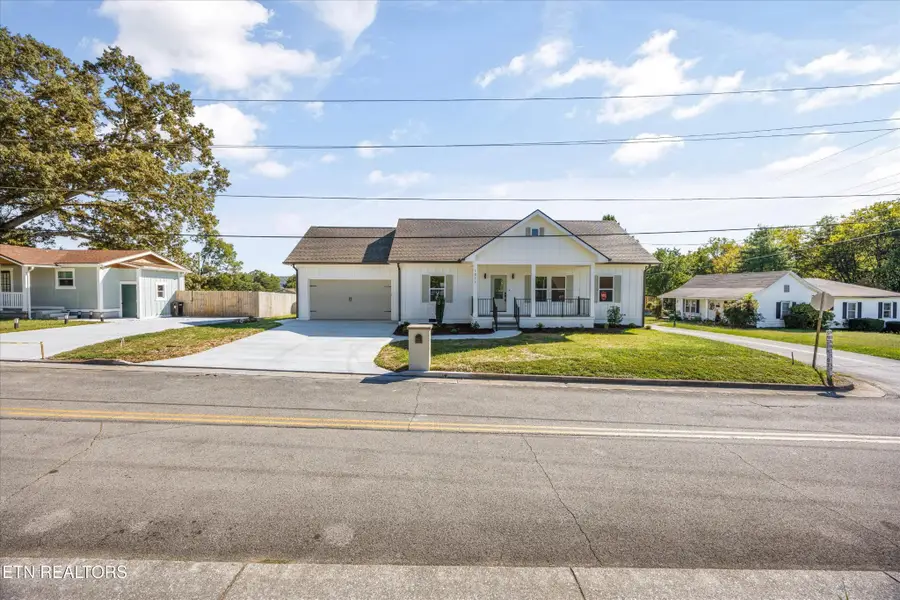 1011 Morris St, Sweetwater, TN 37874 - Image #2