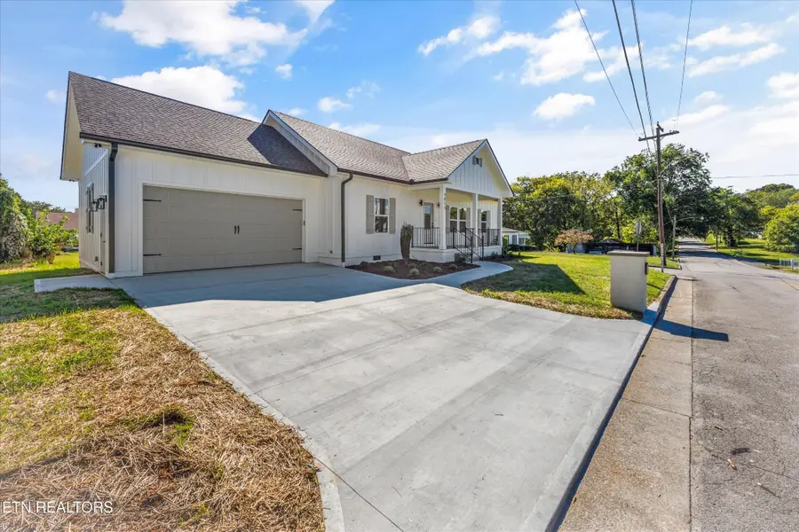 1011 Morris St, Sweetwater, TN 37874 - Image #3