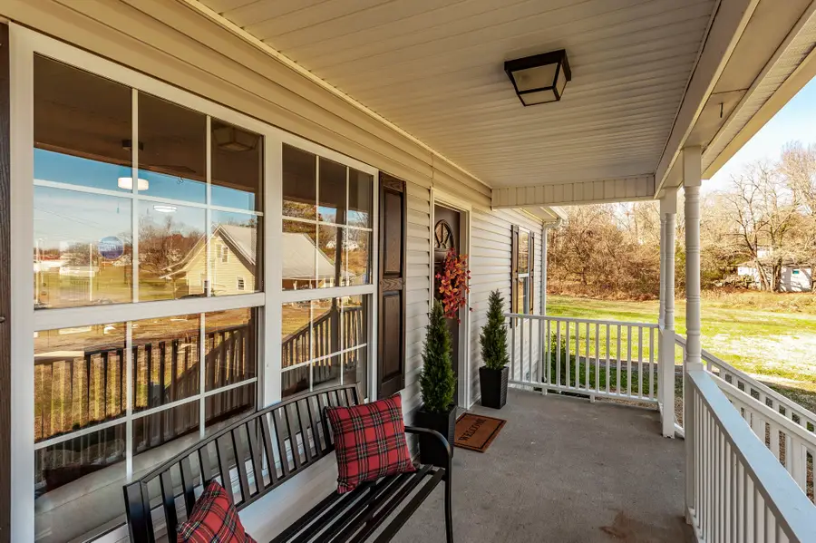 1218 Locust St, Westmoreland, TN 37186 - Image #3
