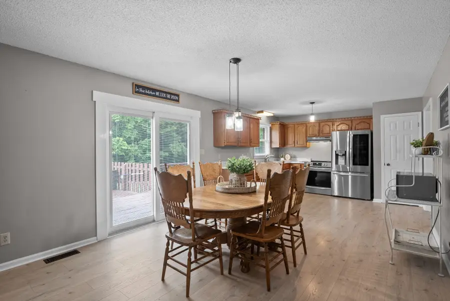 2430 Underwood Rd, Cunningham, TN 37052 - Image #2