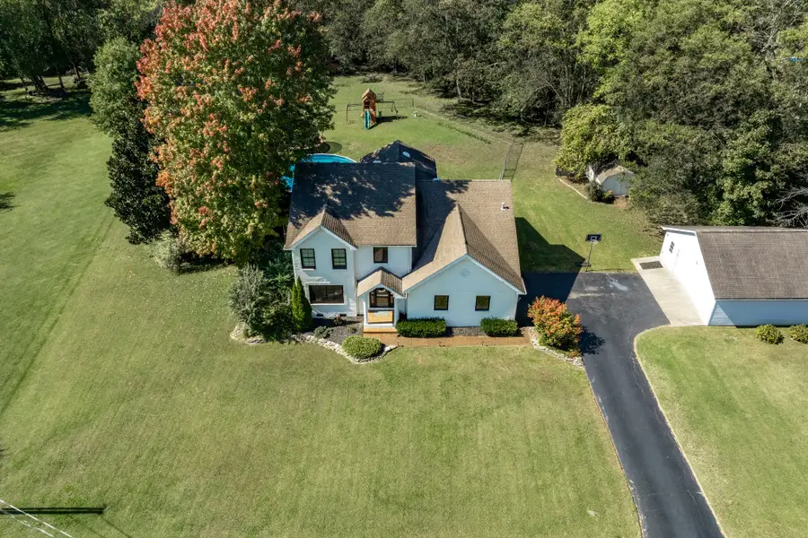 2105 Sue Ln, Spring Hill, TN 37174 - Image #3