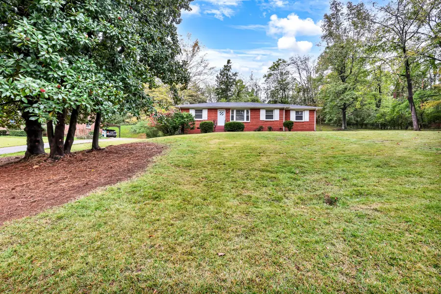 1212 Beverly Hills Dr, Clarksville, TN 37040 - Image #2