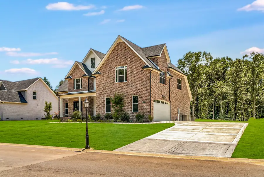 1370 Reda Dr, Clarksville, TN 37042 - Image #3