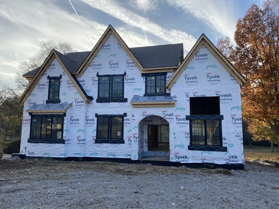 835 Brook Hollow Rd, Nashville, TN 37205 - Image #2