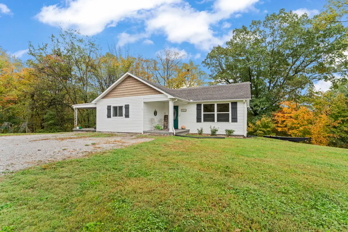 560 Pea Ridge Rd, Chestnut Mound, TN 38552 - Image #1