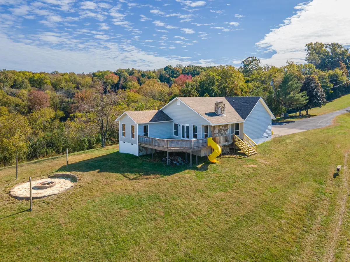 2191 Garner Rd, Mount Pleasant, TN 38474 - Image #1
