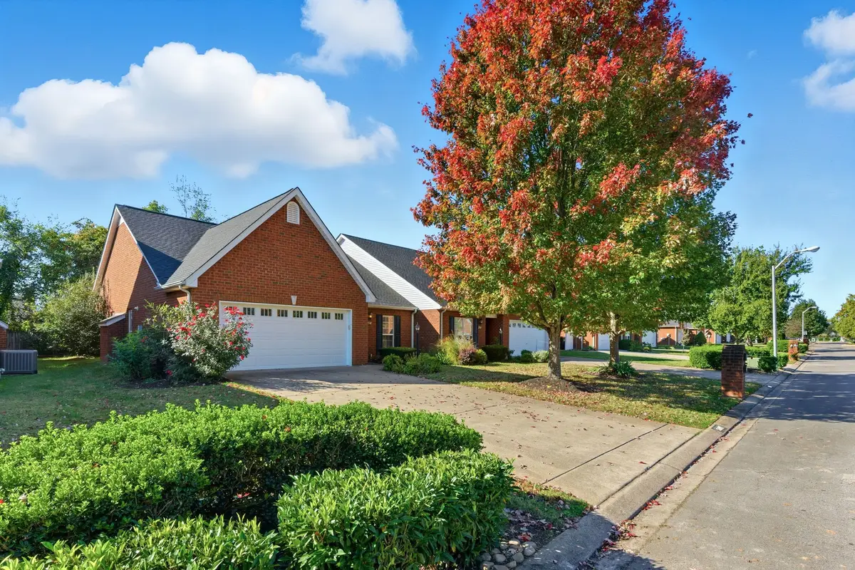 2749 Waywood Dr, Murfreesboro, TN 37128 - Image #1