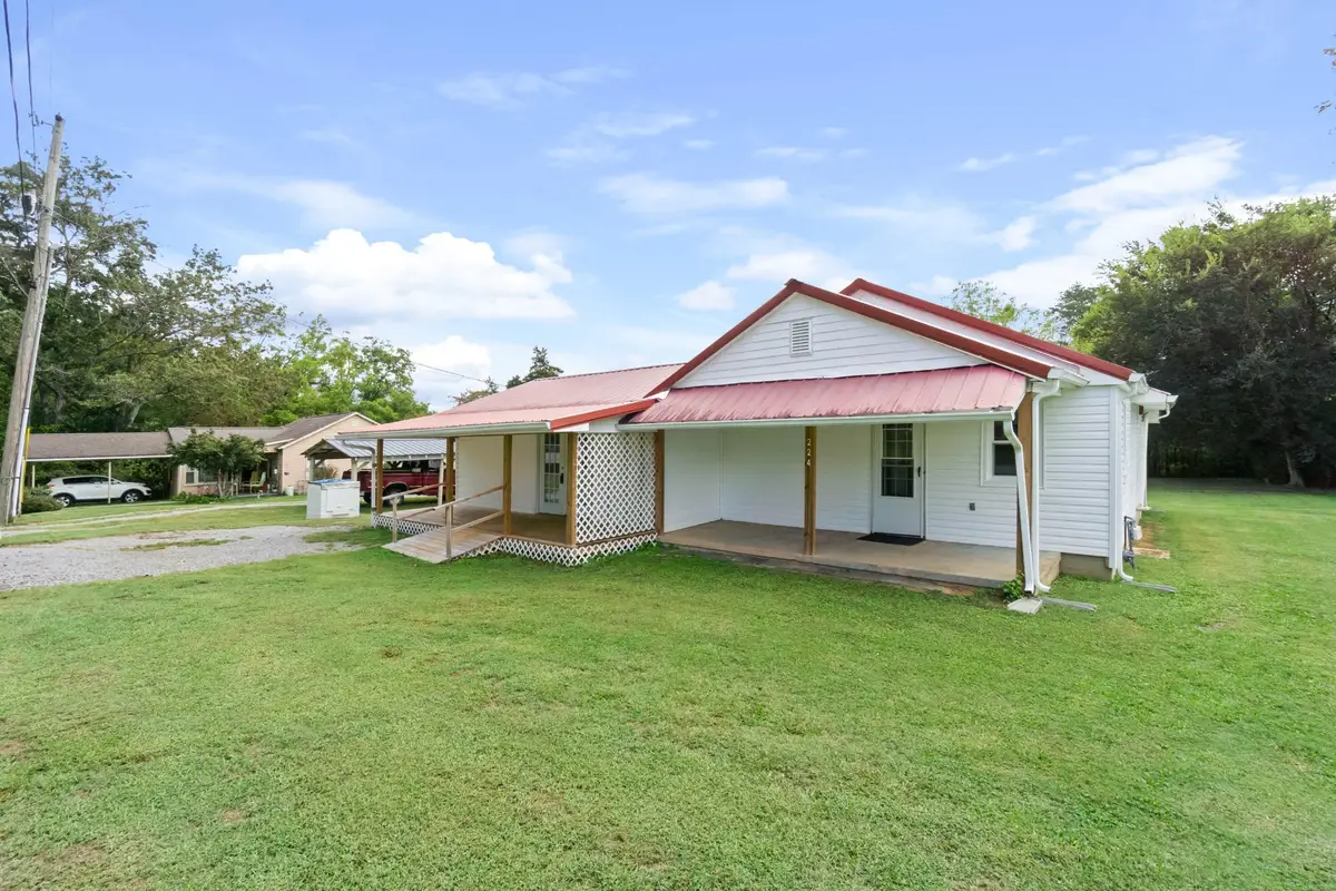 224 Pond St, Englewood, TN 37329 - Image #1