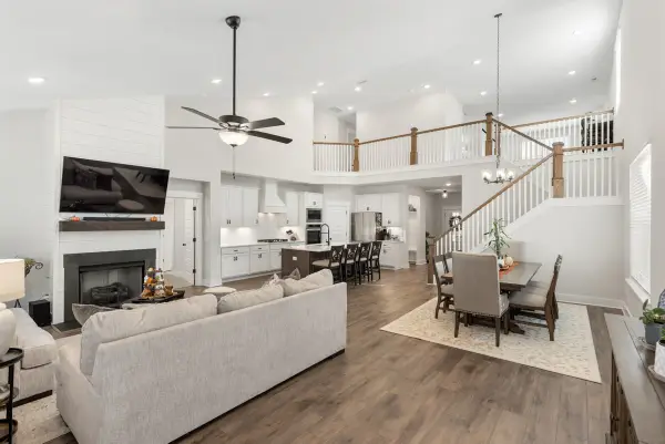 327 Turfway Park, Gallatin, TN 37066