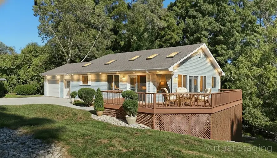 333 Richmond Rd, Eddyville, KY 42038 - Image #2