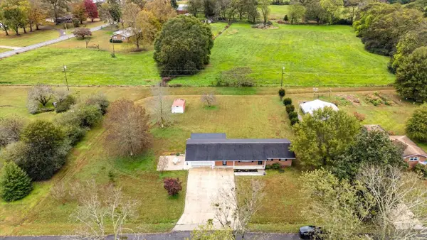 185 Omega Drive, Whitwell, TN 37397