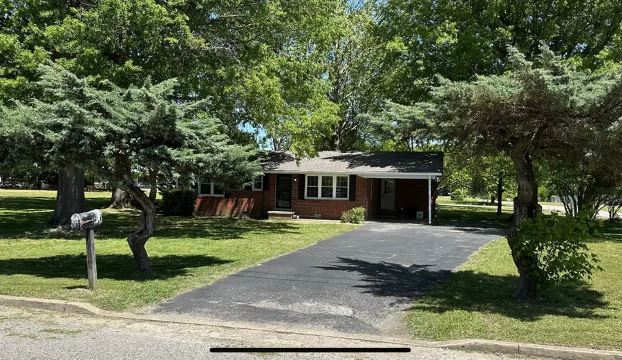 576 Luray Ave, Henderson, TN 38340 - Image #2