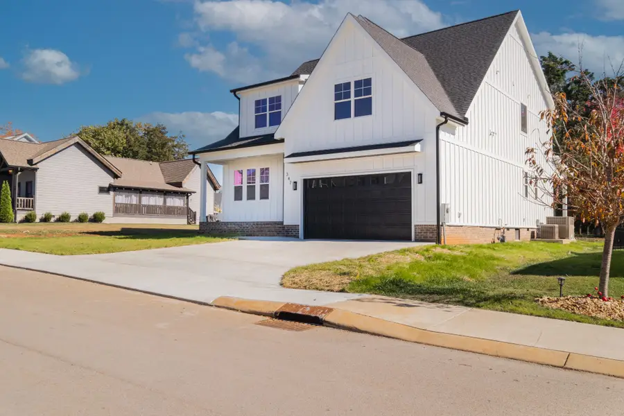 347 Campfire Court, Winchester, TN 37398 - Image #2