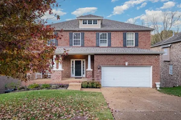 7044 Oak Brook Ter, Brentwood, TN 37027