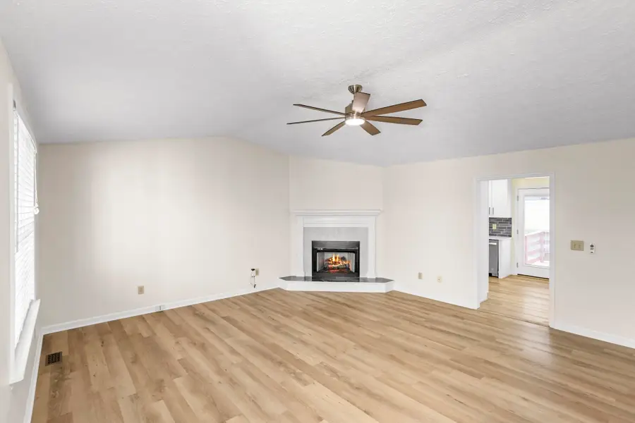 184 Bradford Cir, Hendersonville, TN 37075 - Image #2