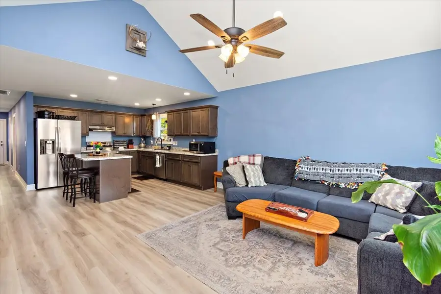 323 Rolling Rd, Shelbyville, TN 37160 - Image #3