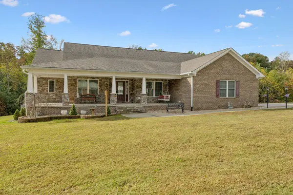 1421 Oakmont Cir, Centerville, TN 37033