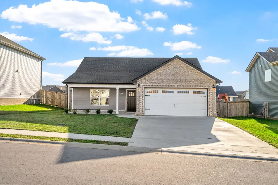 1936 Sydney Louise Dr, Clarksville, TN 37042 - Image #3