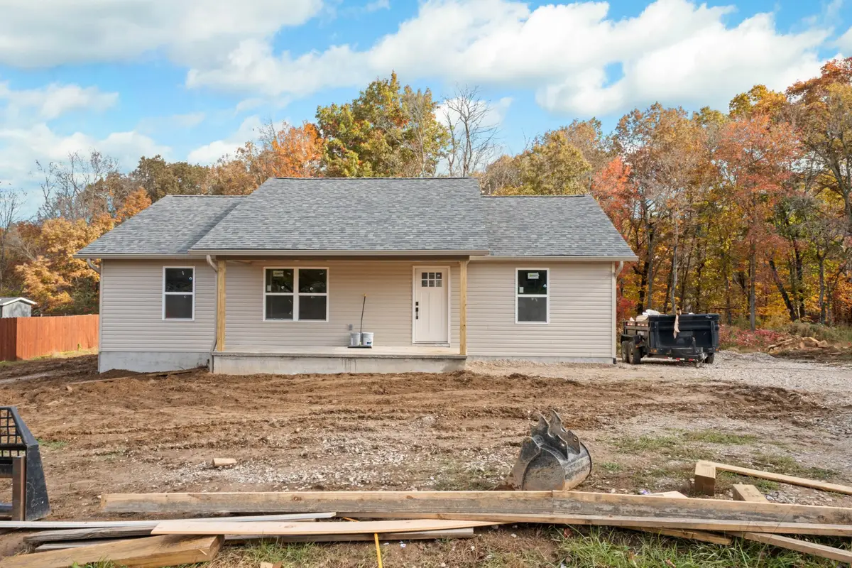 97 E Ridge Dr, Crossville, TN 38555 - Image #1