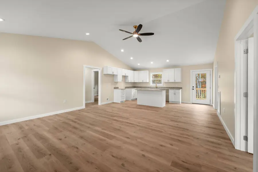 97 E Ridge Dr, Crossville, TN 38555 - Image #2