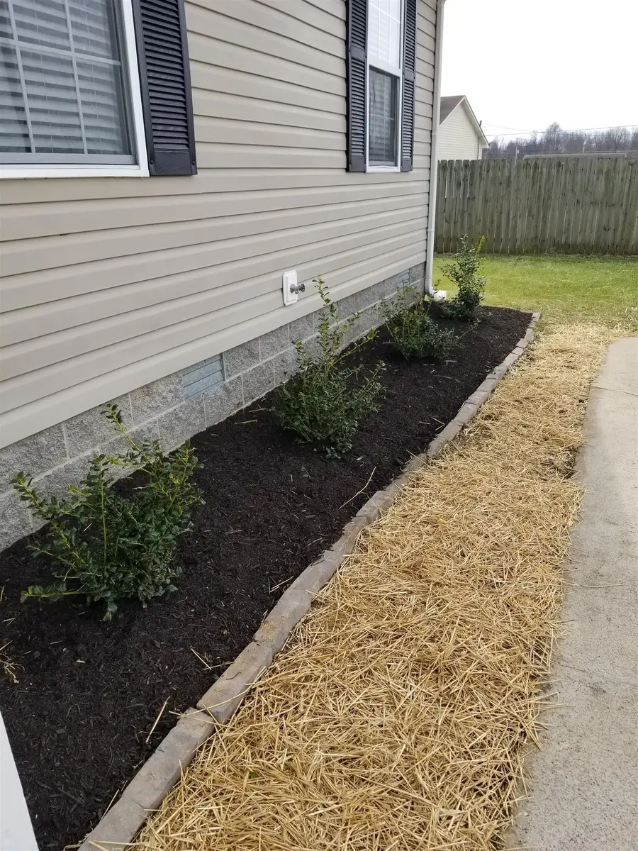 102 Josephines Ct, Oak Grove, KY 42262 - Image #2