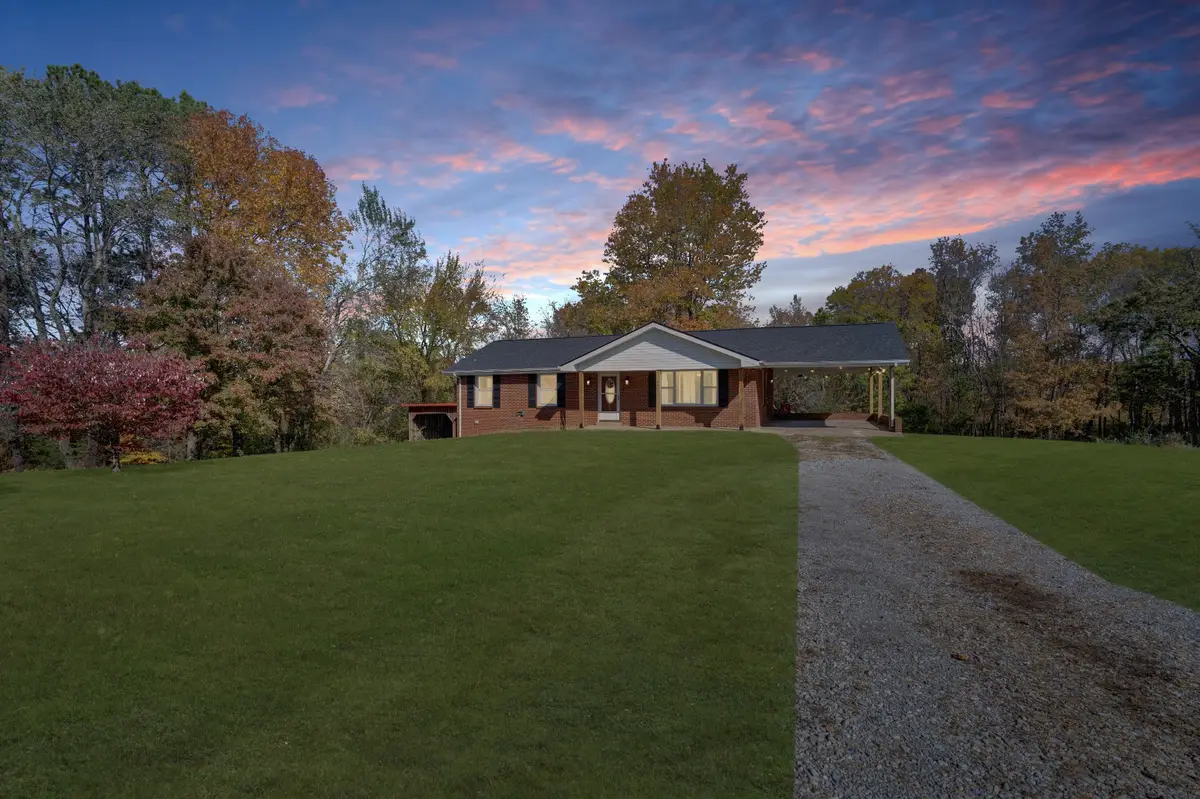 5433 Marion Rd, Cunningham, TN 37052 - Image #1