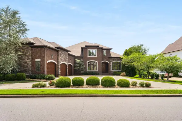 1492 Boardwalk Pl E, Gallatin, TN 37066