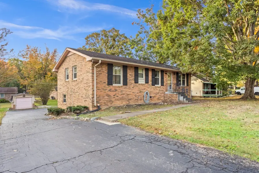 2503 Hickory Dr, Springfield, TN 37172 - Image #3