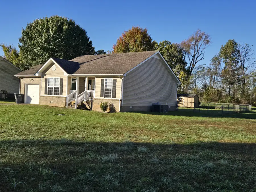 220 Pappy Dr, Oak Grove, KY 42262 - Image #2