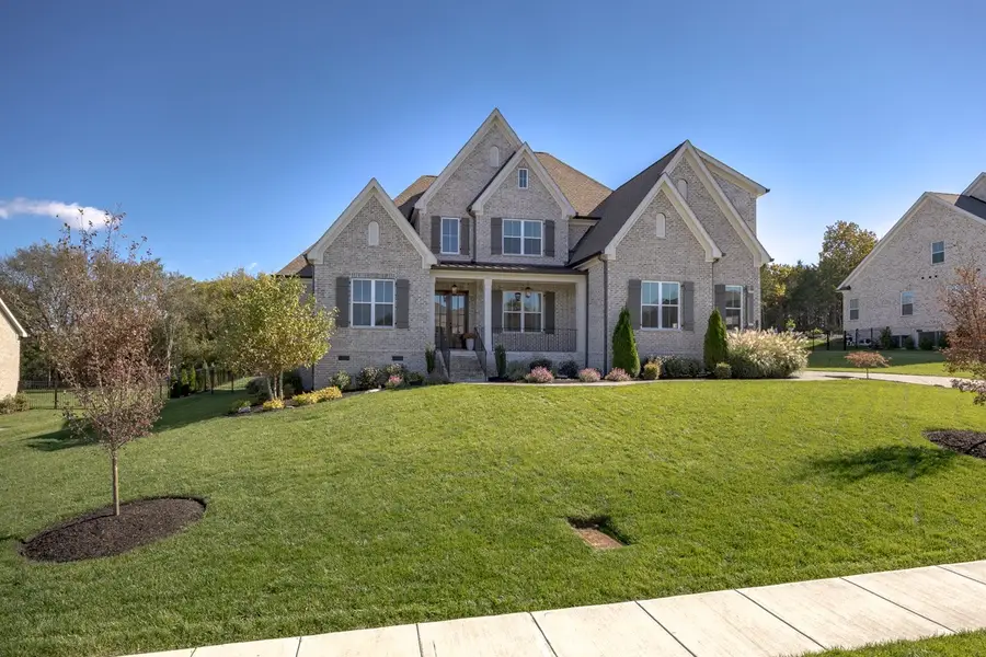 1012 Sinatra Dr, Nolensville, TN 37135 - Image #2