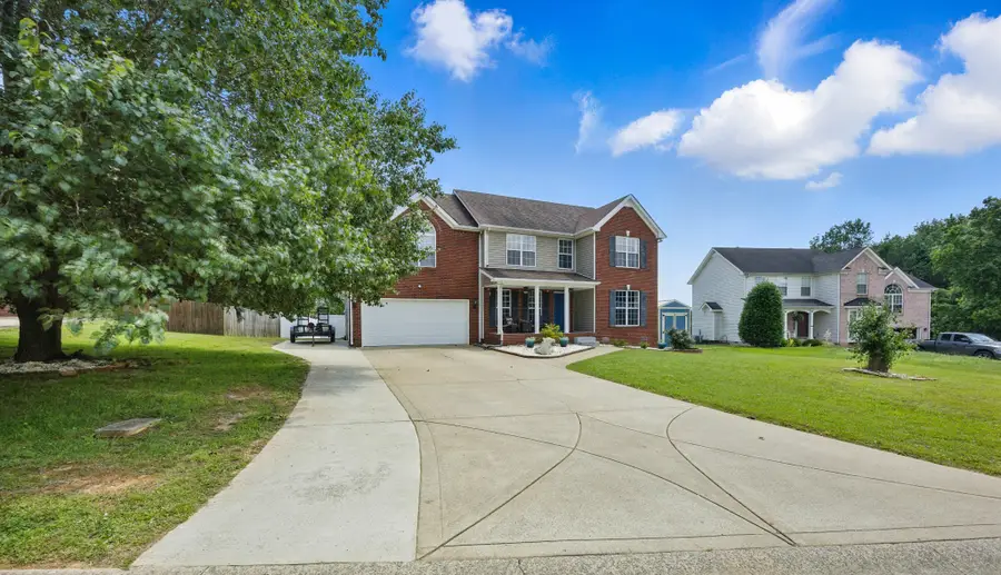 146 Troutbeck Ct, Clarksville, TN 37040 - Image #2