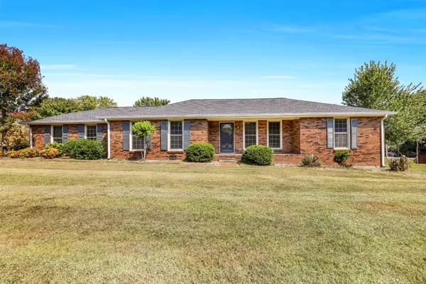 208 General Forrest Dr, Springfield, TN 37172