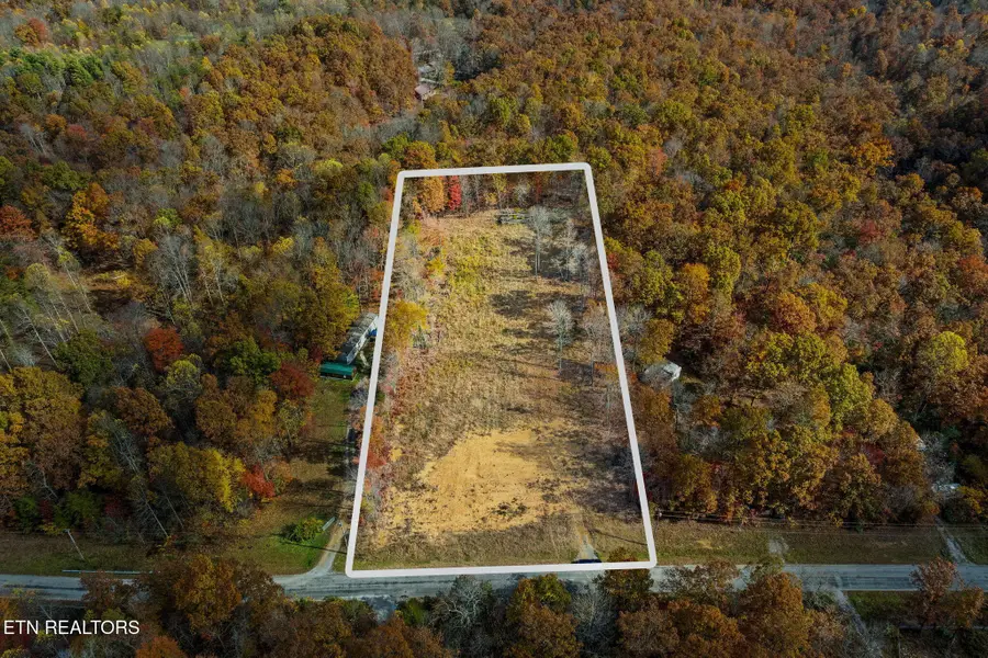 229 Maple Branch Rd, Sparta, TN 38583 - Image #2