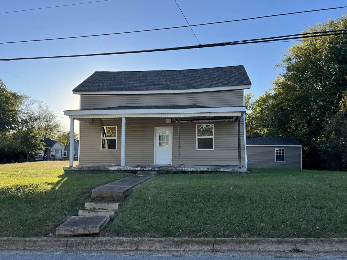 122 Shelton St, Clarksville, TN 37040 - Image #1