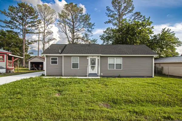 121 Popular St N, Cowan, TN 37318