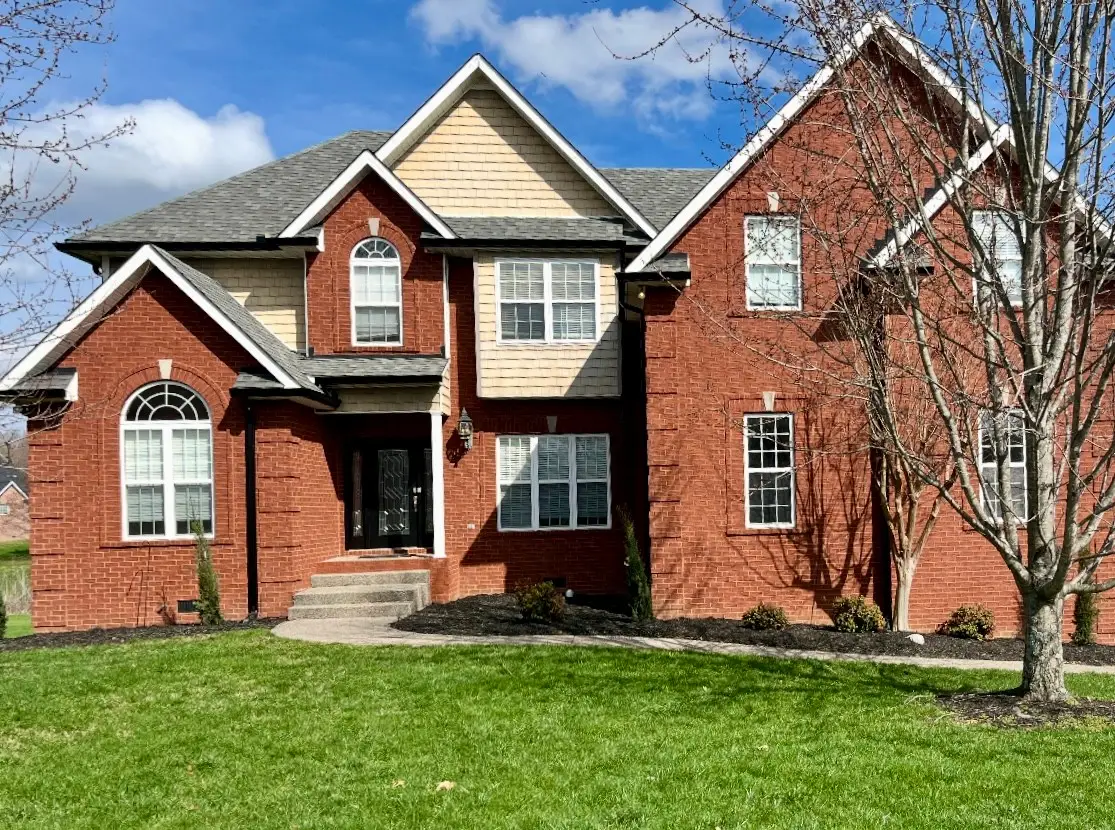 2062 N Amber Dr, Spring Hill, TN 37174 - Image #1