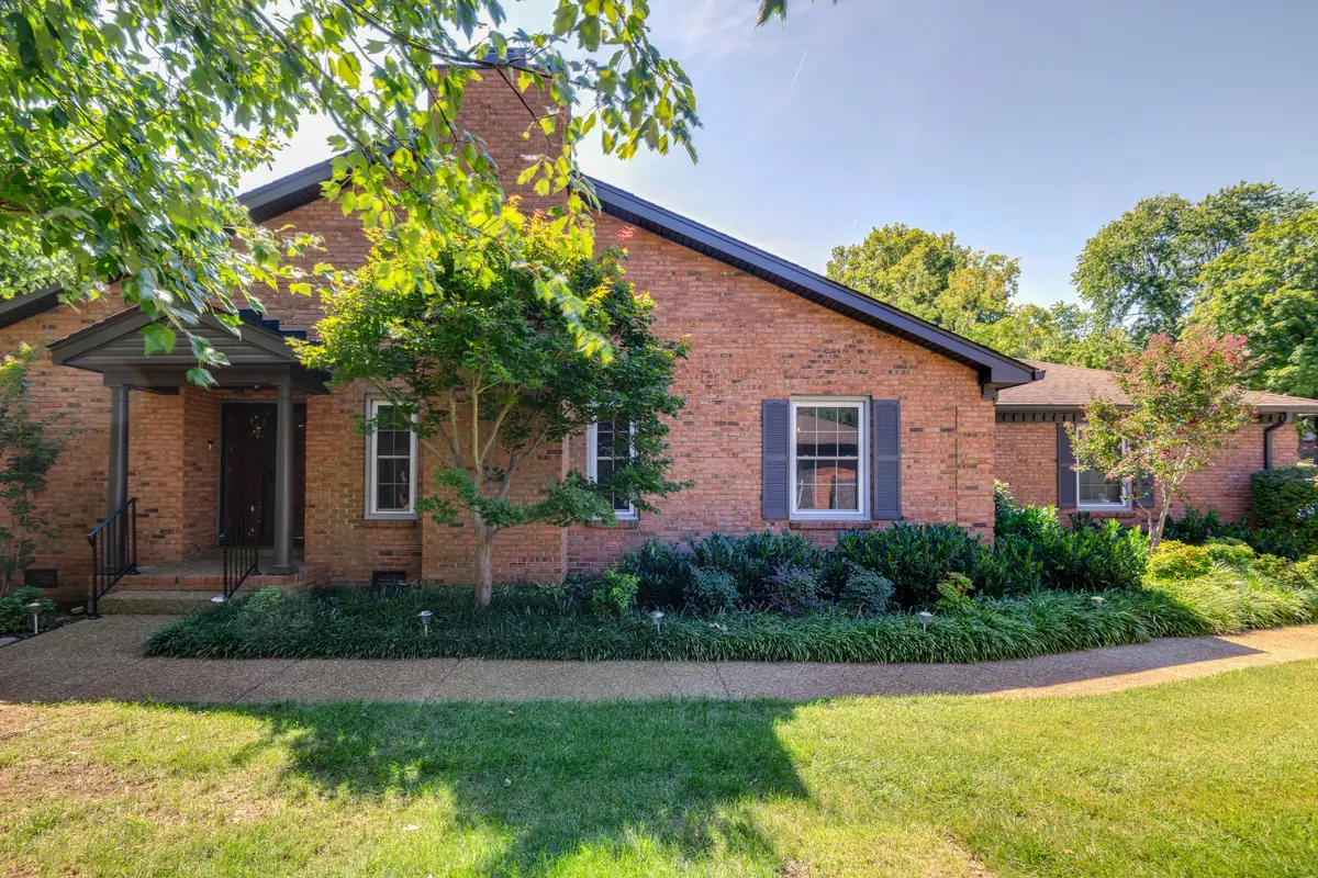 203 Hearthstone Manor Ln, Brentwood, TN 37027 - Image #1