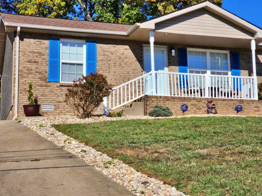 345 Donna Dr, Clarksville, TN 37042 - Image #3