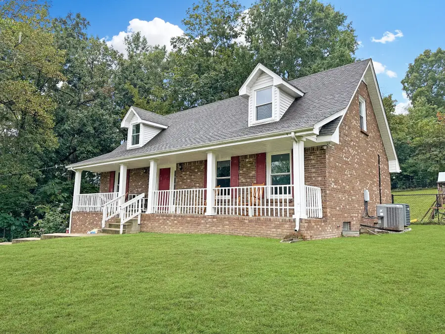 4320 Memory Ln, Adams, TN 37010 - Image #2