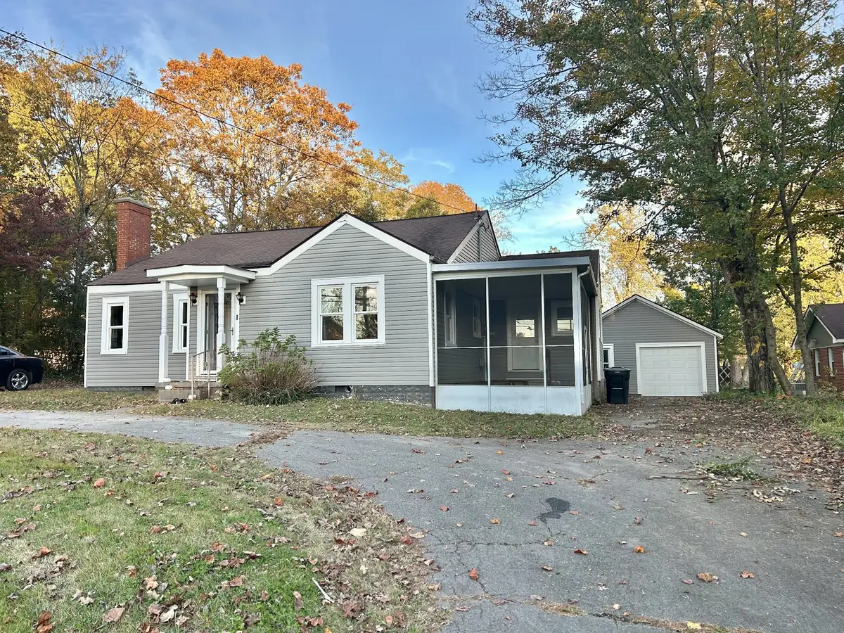 709 Westside Dr, Tullahoma, TN 37388 - Image #1